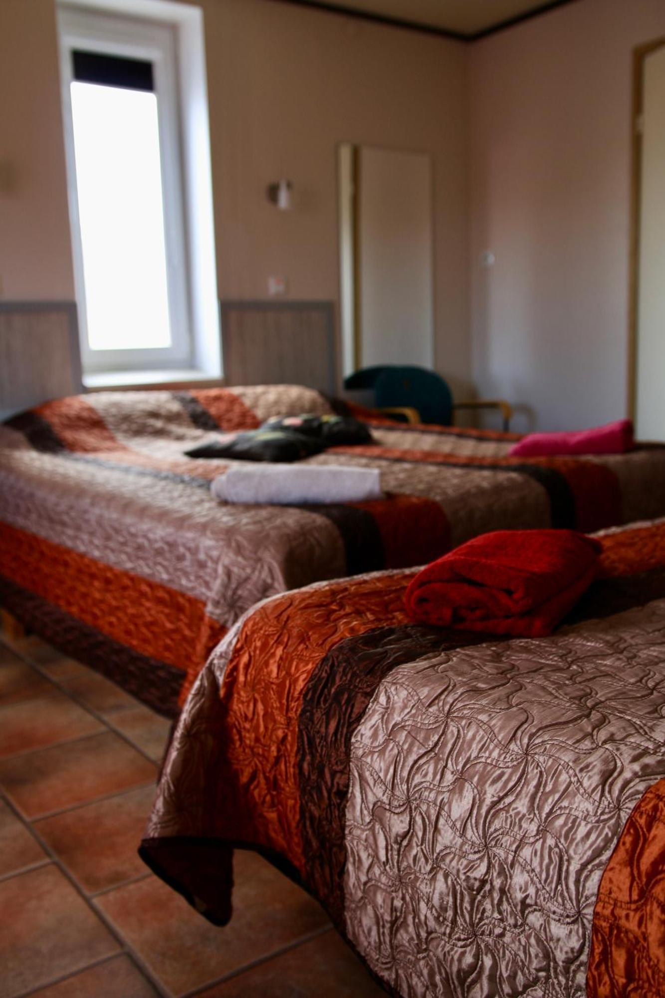 Guesthouse Maenniku Пярну Екстериор снимка